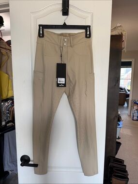 Euro-Star Beige Tan Equestrian Breeches. NWT